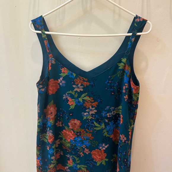 CAbi Floral Top - Picture 3 of 7